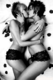 2girls1.jpg (9743 Byte)